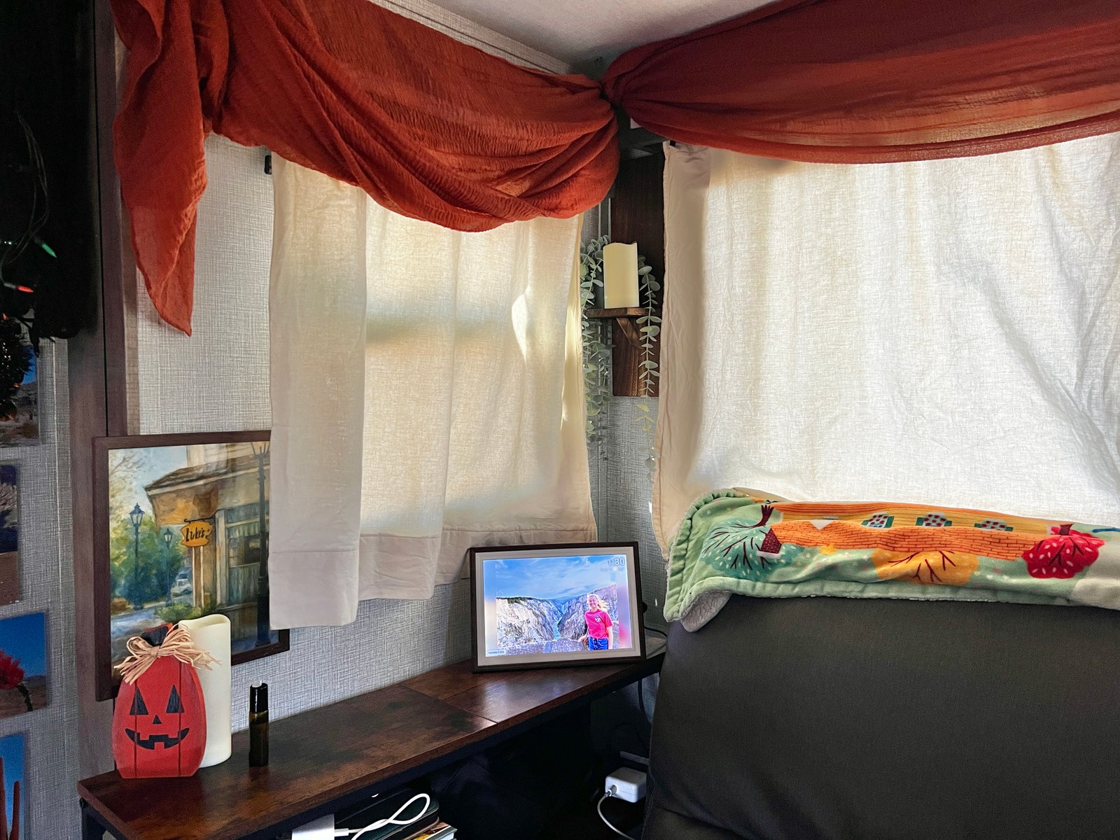 rv corner with digital photo frame